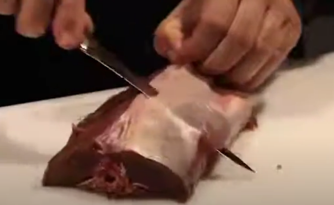 Tutorijal kako se seče Saddle of Venison